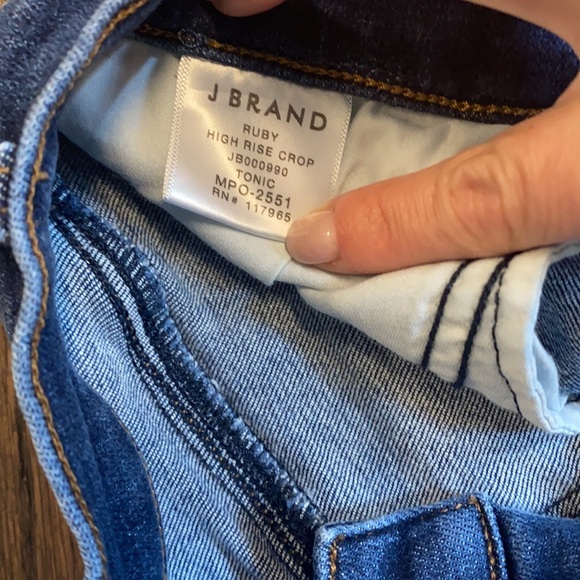 J Brandy ruby high rise crop size 26, stretch denim - Picture 3 of 6